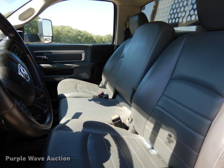 image for item DJ6607 2015 Dodge Ram 5500  bucket truck