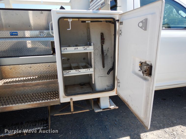 image for item DJ6607 2015 Dodge Ram 5500  bucket truck