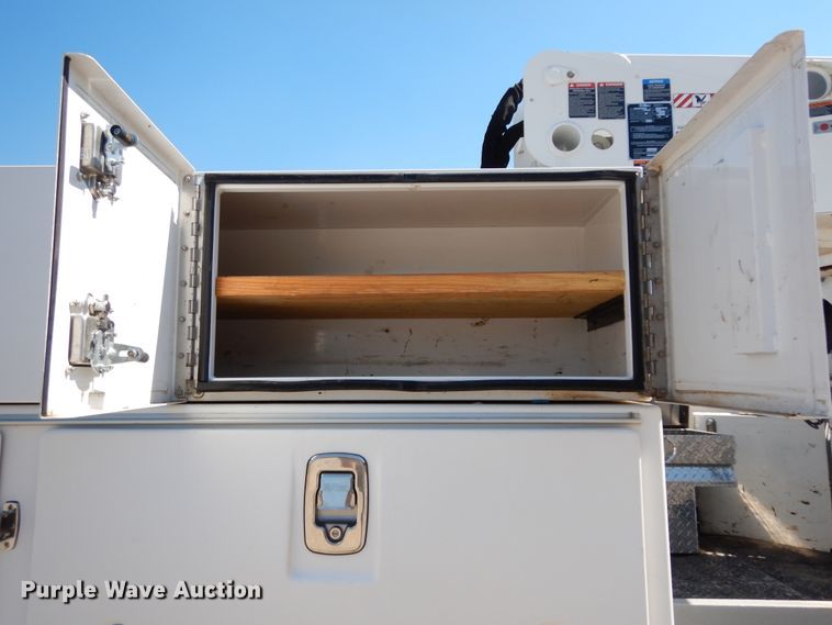 image for item DJ6607 2015 Dodge Ram 5500  bucket truck