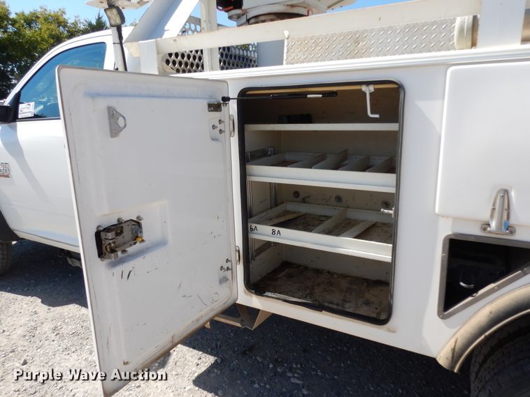 image for item DJ6607 2015 Dodge Ram 5500  bucket truck