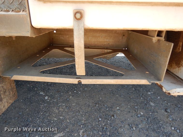 image for item DJ6607 2015 Dodge Ram 5500  bucket truck