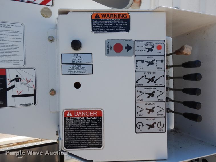 image for item DJ6607 2015 Dodge Ram 5500  bucket truck