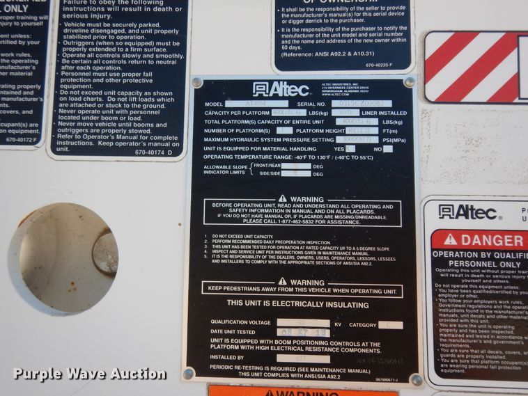 image for item DJ6607 2015 Dodge Ram 5500  bucket truck