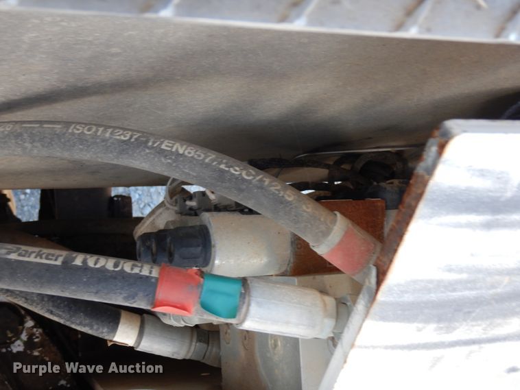 image for item DJ6607 2015 Dodge Ram 5500  bucket truck