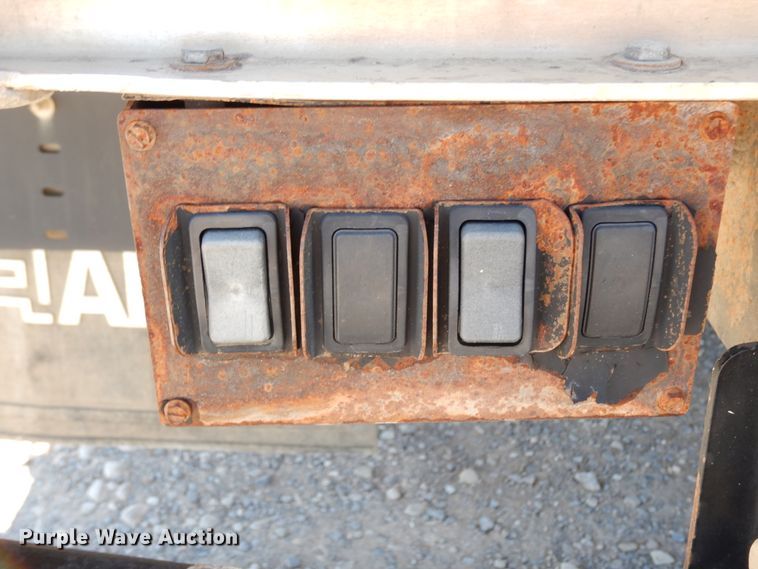 image for item DJ6607 2015 Dodge Ram 5500  bucket truck