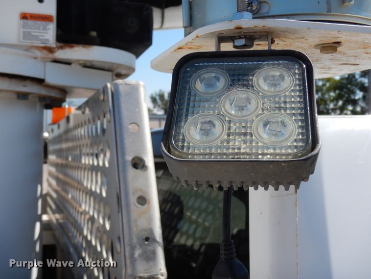 image for item DJ6607 2015 Dodge Ram 5500  bucket truck