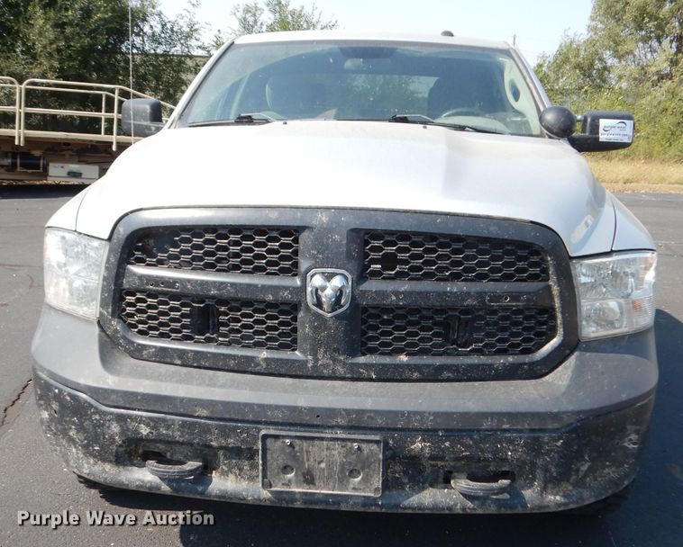 image for item DJ6837 2017 Dodge Ram 1500  Crew Cab pickup truck