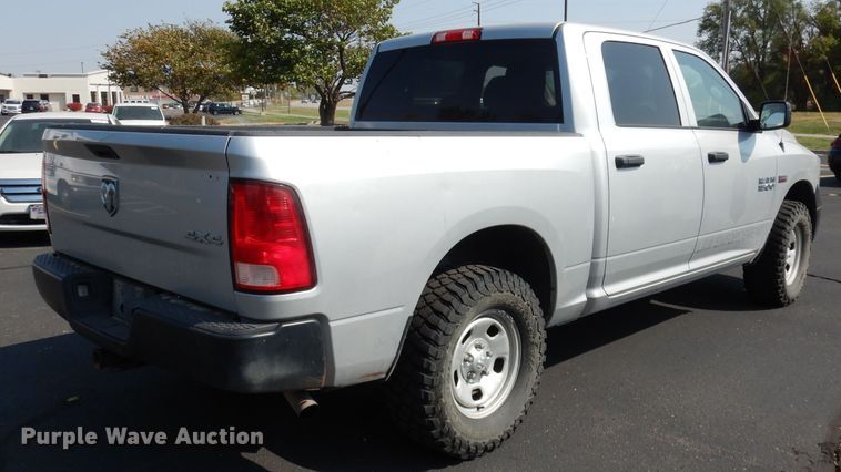 image for item DJ6837 2017 Dodge Ram 1500  Crew Cab pickup truck