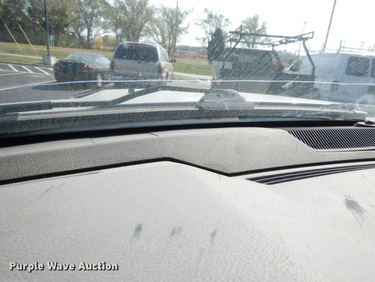 image for item DJ6837 2017 Dodge Ram 1500  Crew Cab pickup truck