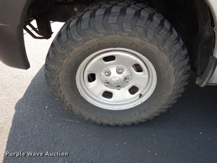 image for item DJ6837 2017 Dodge Ram 1500  Crew Cab pickup truck