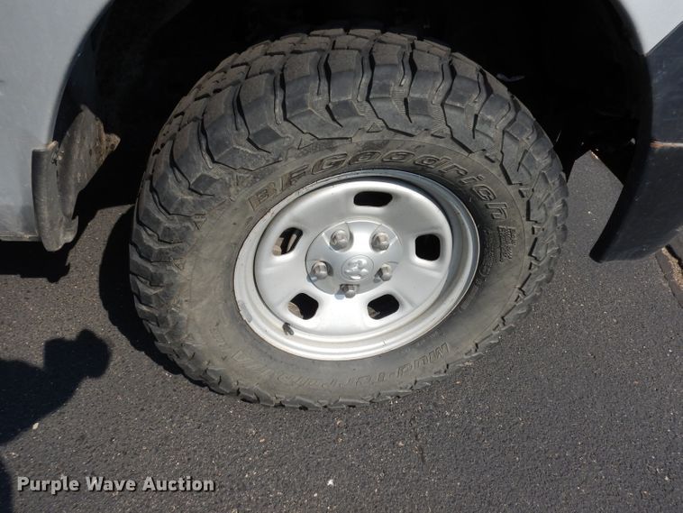 image for item DJ6837 2017 Dodge Ram 1500  Crew Cab pickup truck