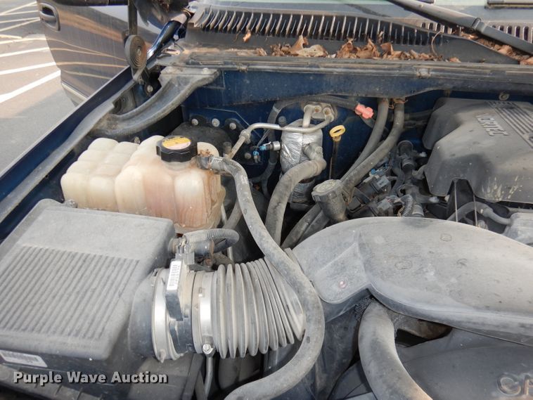 image for item DJ6850 2000 Chevrolet Silverado 1500  Ext. Cab pickup truck