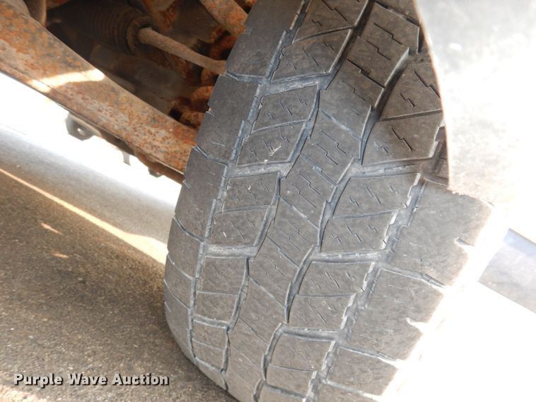 image for item DJ6850 2000 Chevrolet Silverado 1500  Ext. Cab pickup truck