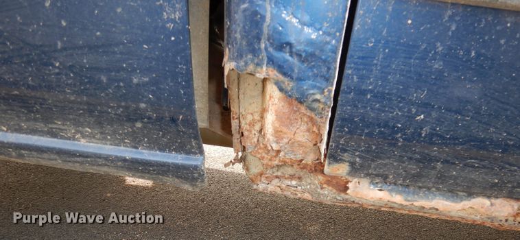 image for item DJ6850 2000 Chevrolet Silverado 1500  Ext. Cab pickup truck