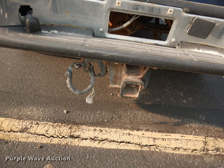 image for item DJ6850 2000 Chevrolet Silverado 1500  Ext. Cab pickup truck