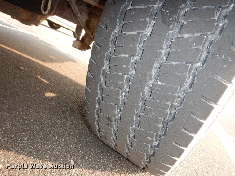 image for item DJ6850 2000 Chevrolet Silverado 1500  Ext. Cab pickup truck