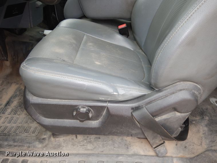 image for item DJ6900 2014 Ford F550 Super Duty XL  rollback truck