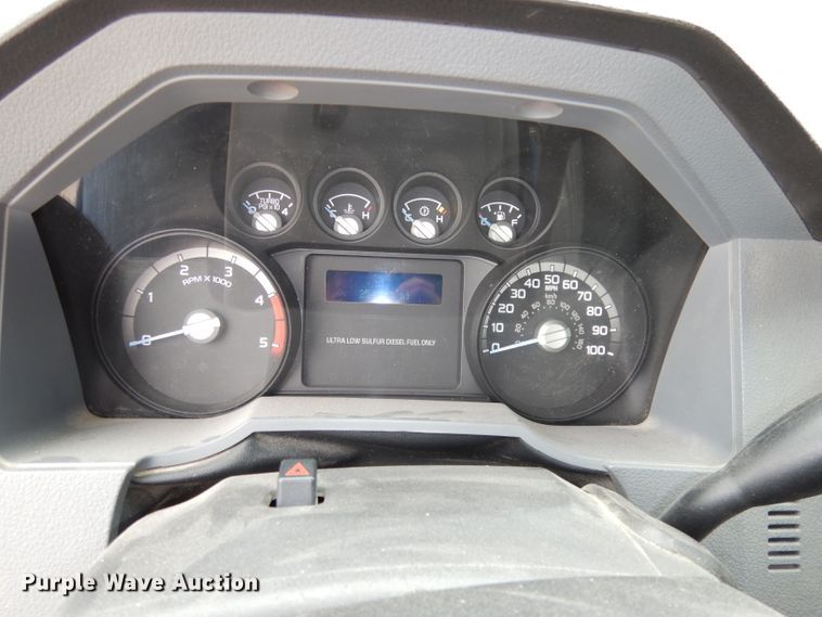 image for item DJ6900 2014 Ford F550 Super Duty XL  rollback truck