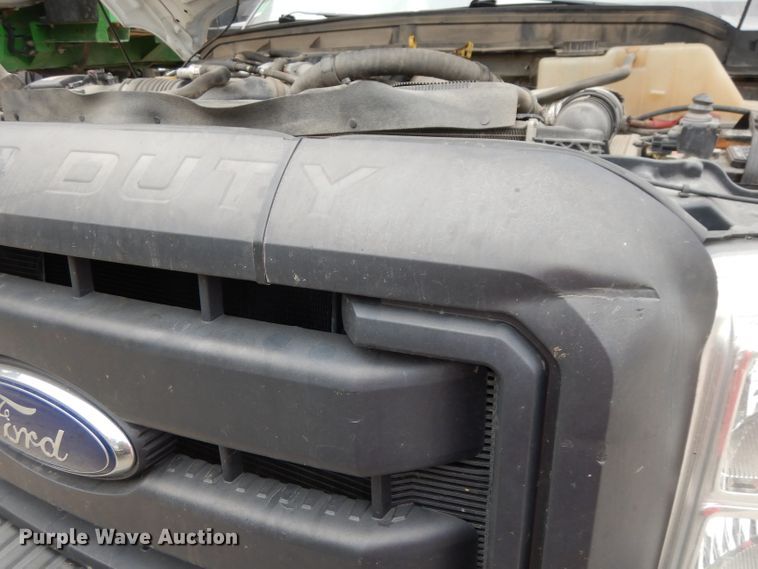 image for item DJ6900 2014 Ford F550 Super Duty XL  rollback truck