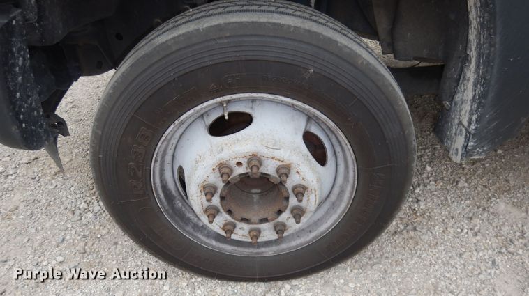 image for item DJ6900 2014 Ford F550 Super Duty XL  rollback truck