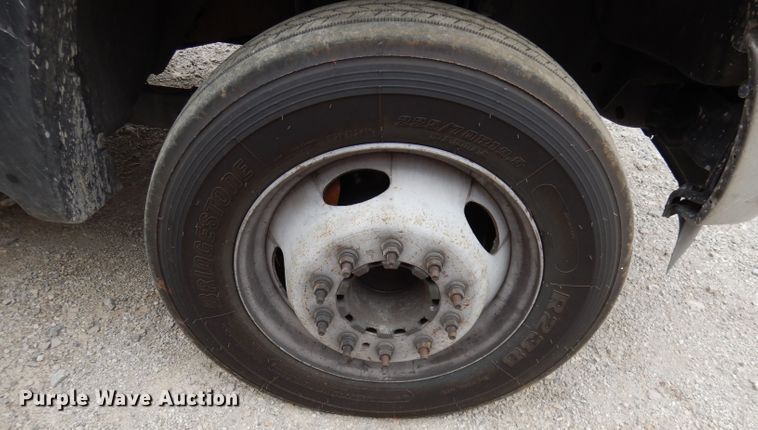 image for item DJ6900 2014 Ford F550 Super Duty XL  rollback truck