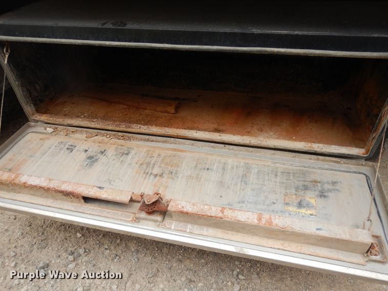 image for item DJ6900 2014 Ford F550 Super Duty XL  rollback truck