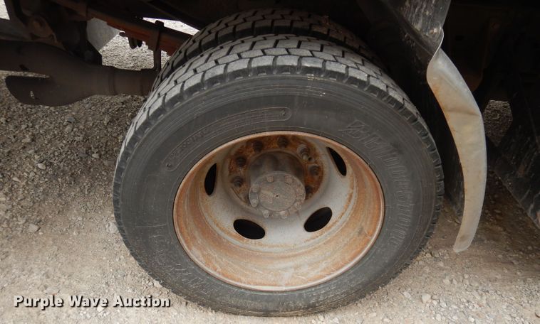 image for item DJ6900 2014 Ford F550 Super Duty XL  rollback truck