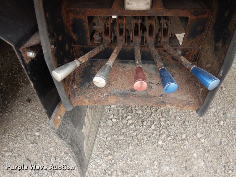 image for item DJ6900 2014 Ford F550 Super Duty XL  rollback truck