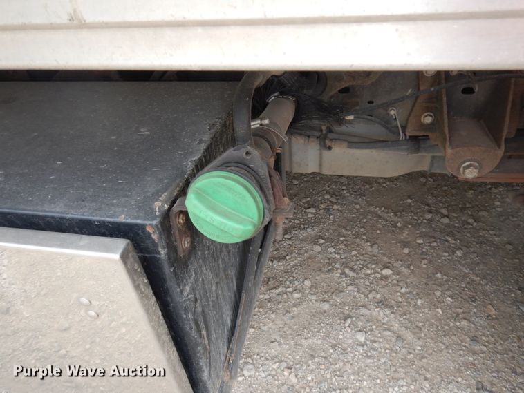 image for item DJ6900 2014 Ford F550 Super Duty XL  rollback truck