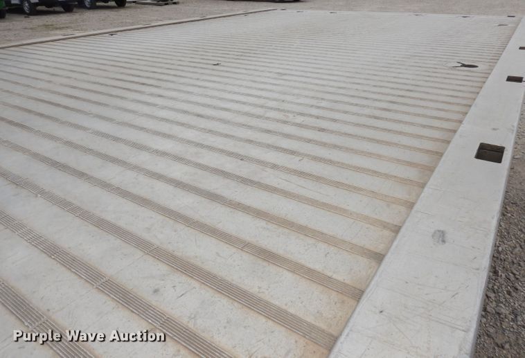 image for item DJ6900 2014 Ford F550 Super Duty XL  rollback truck