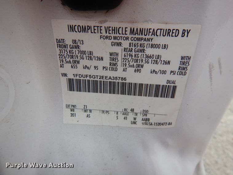 image for item DJ6900 2014 Ford F550 Super Duty XL  rollback truck