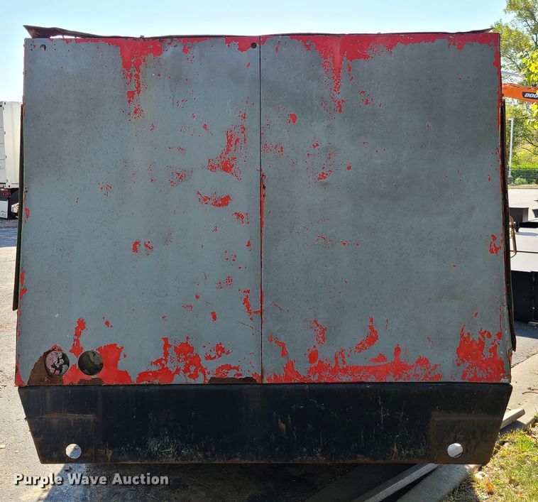 image for item DY9965 Sullair 900XHDTQCA  air compressor