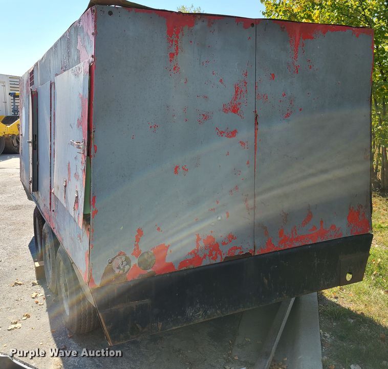 image for item DY9965 Sullair 900XHDTQCA  air compressor