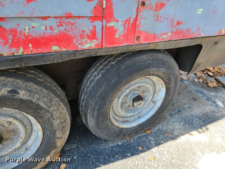 image for item DY9965 Sullair 900XHDTQCA  air compressor