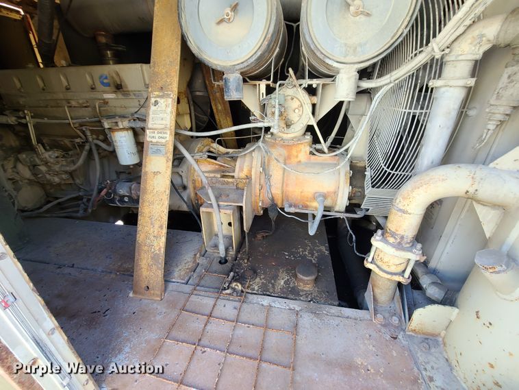 image for item DY9966 Ingersoll Rand  air compressor