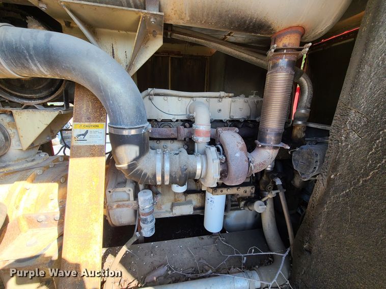 image for item DY9966 Ingersoll Rand  air compressor