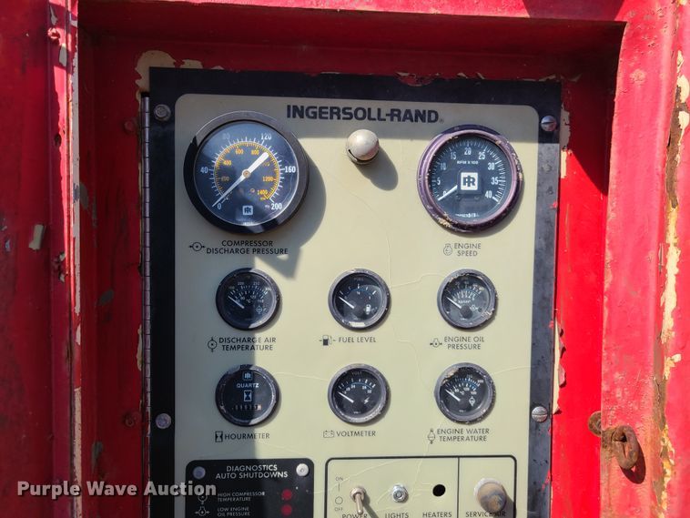 image for item DY9966 Ingersoll Rand  air compressor
