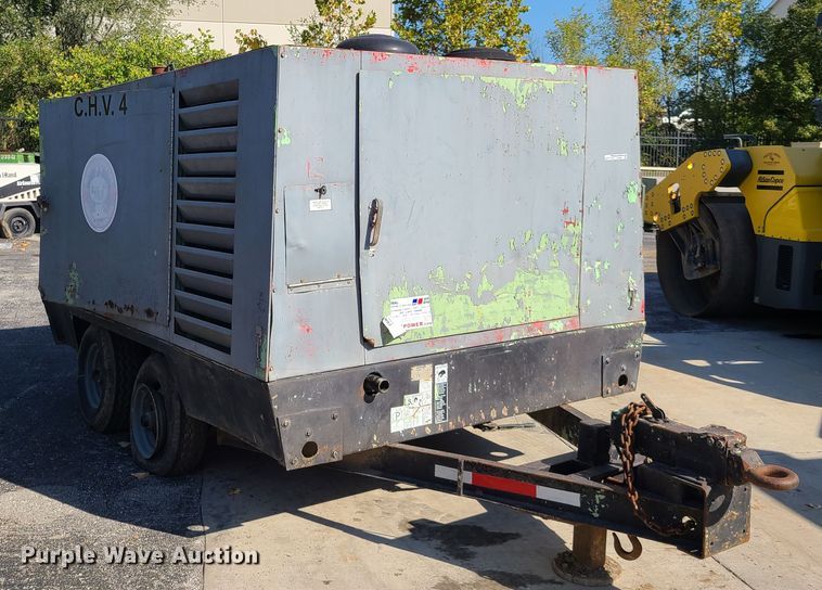 image for item DY9967 Sullair 900H  air compressor