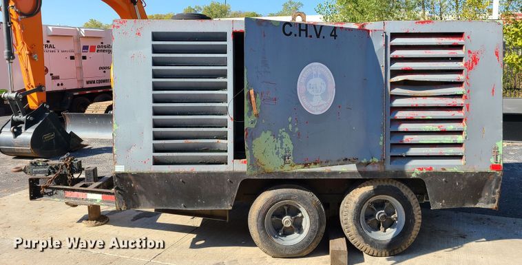 image for item DY9967 Sullair 900H  air compressor