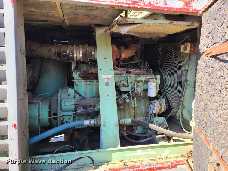 image for item DY9967 Sullair 900H  air compressor