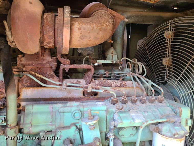 image for item DY9967 Sullair 900H  air compressor