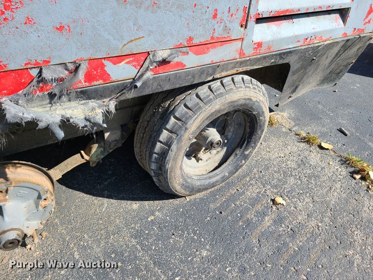 image for item DY9968 Sullair 900DT0CA  air compressor