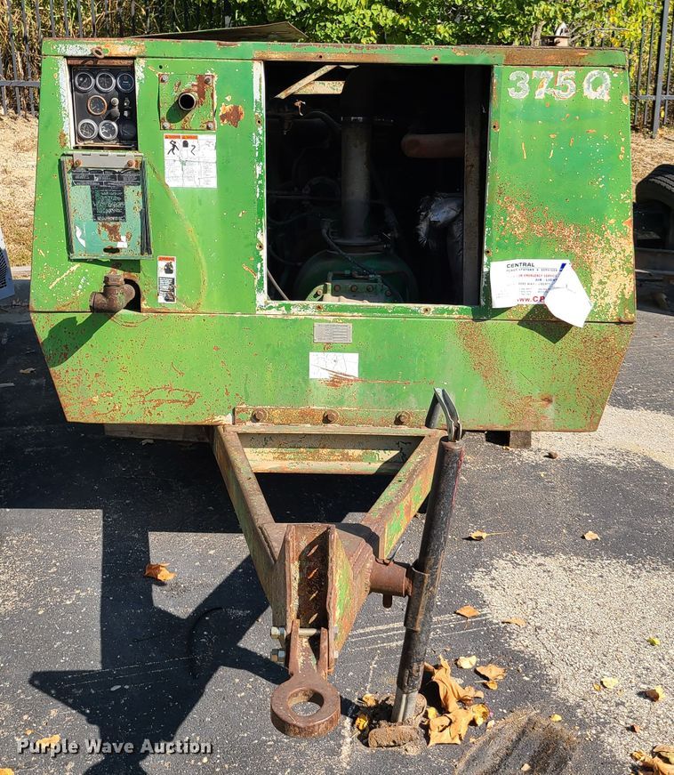 image for item DY9969 Sullair 375Q  air compressor