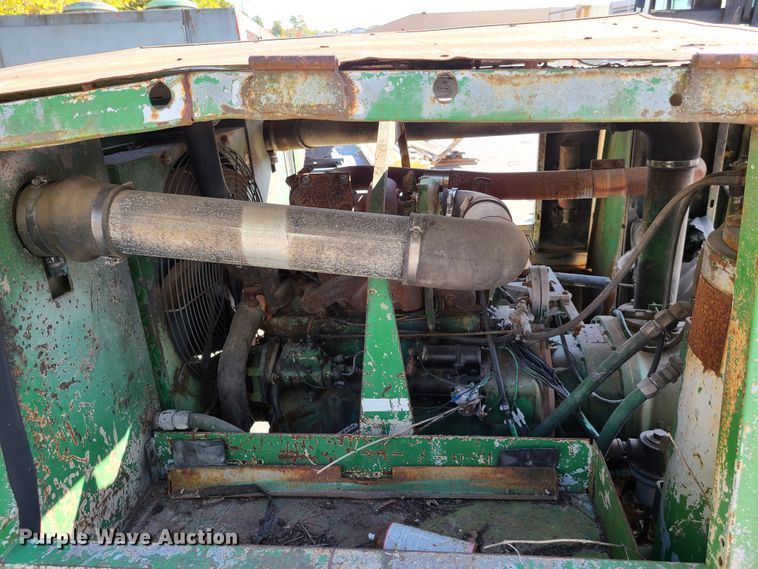 image for item DY9969 Sullair 375Q  air compressor