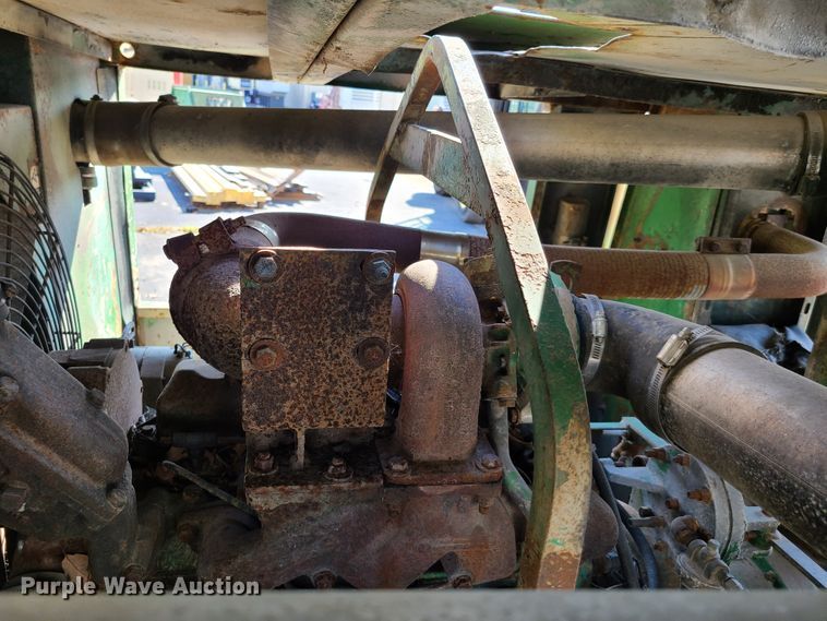 image for item DY9969 Sullair 375Q  air compressor