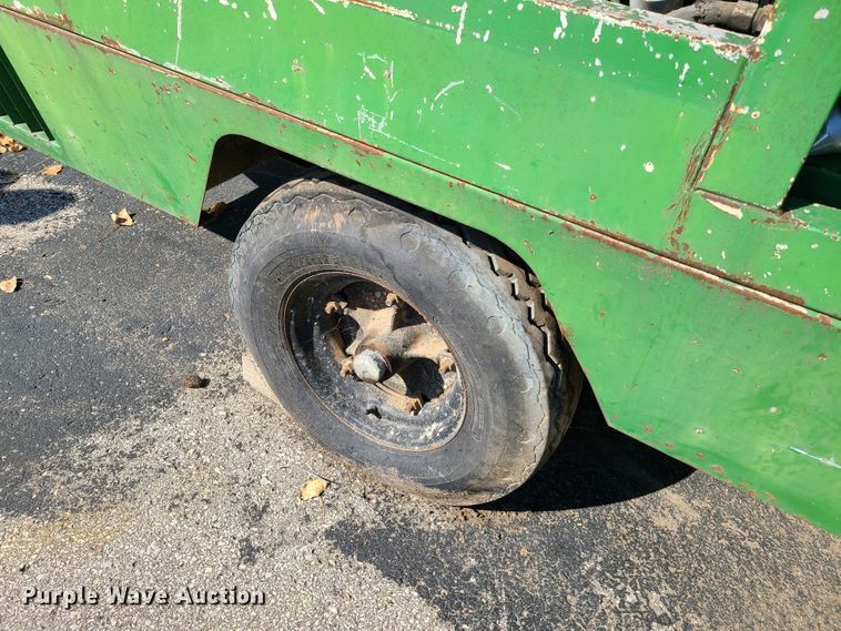 image for item DY9969 Sullair 375Q  air compressor