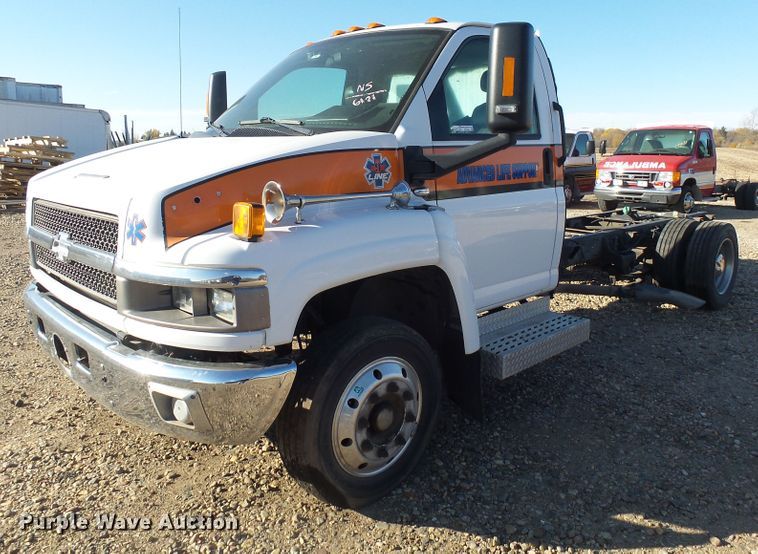 image for item EF9669 2009 Chevrolet C4500  truck cab and chassis