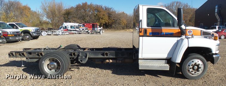 image for item EF9669 2009 Chevrolet C4500  truck cab and chassis