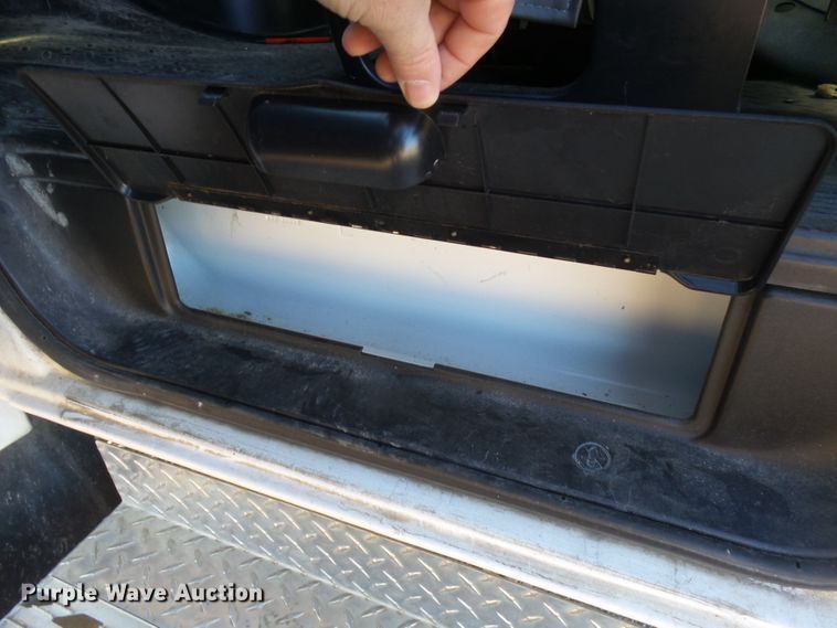 image for item EF9669 2009 Chevrolet C4500  truck cab and chassis