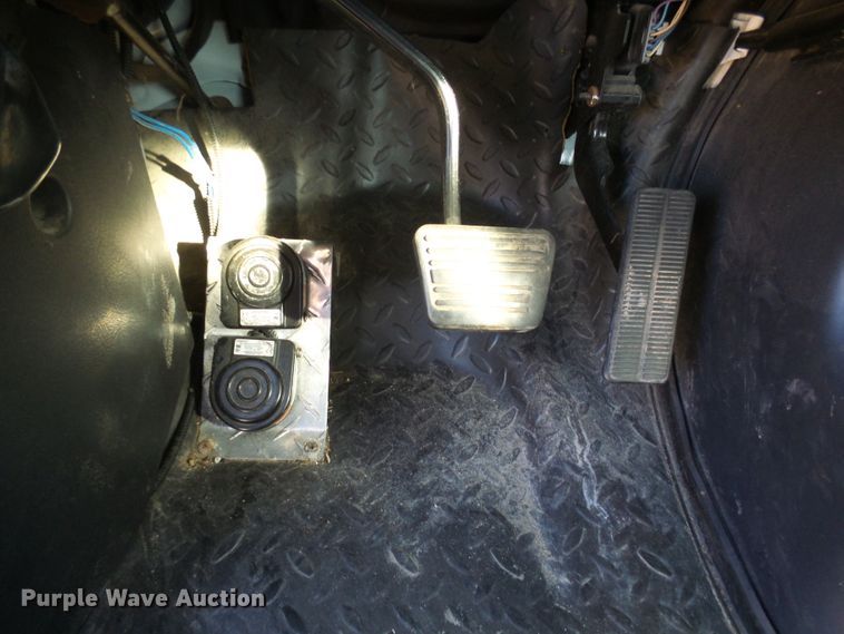 image for item EF9669 2009 Chevrolet C4500  truck cab and chassis